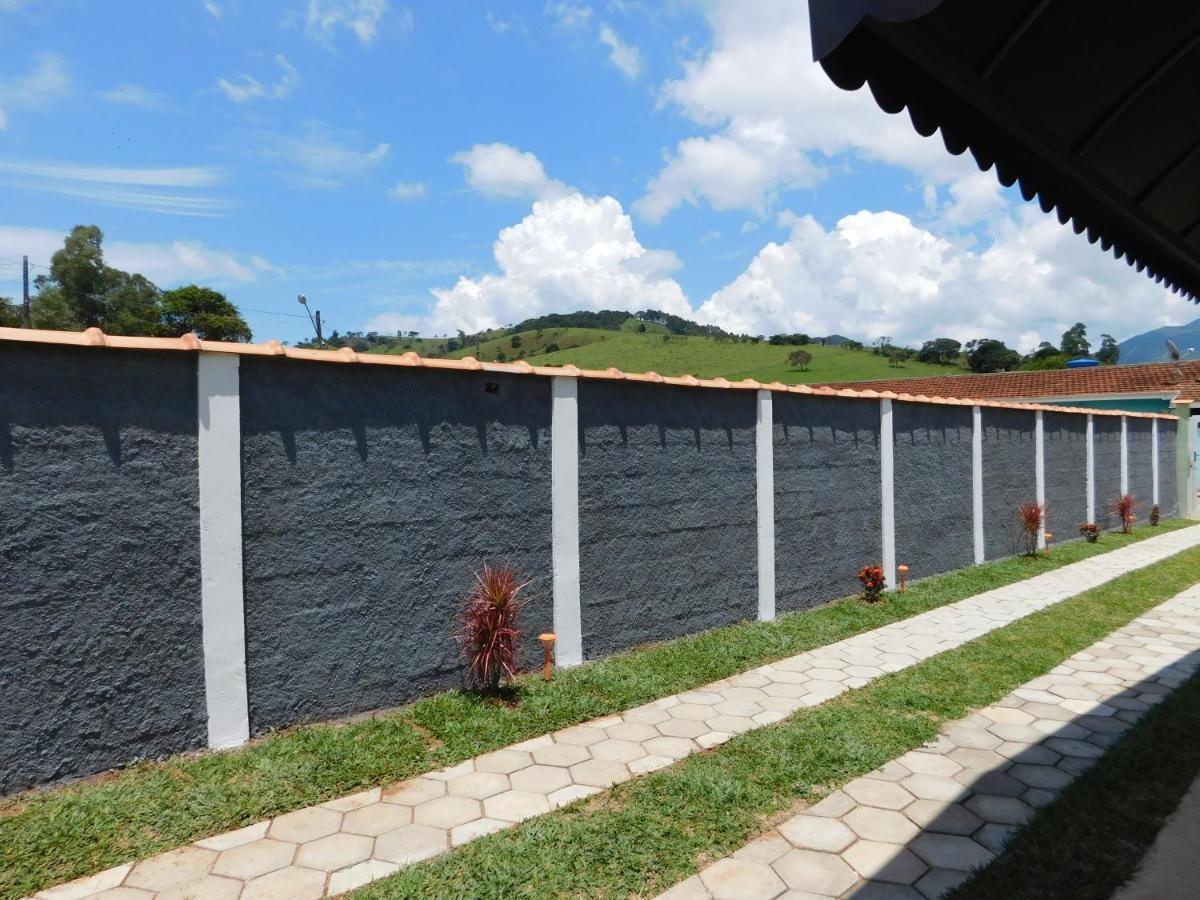 Chales Viver A Mantiqueira Sao Bento do Sapucai Luaran gambar